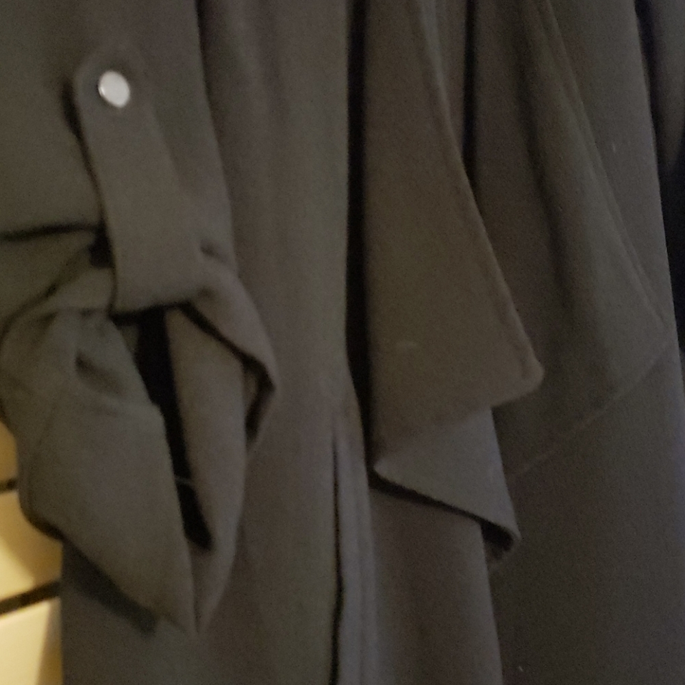 Light weight jacket - Picture 2 of 4